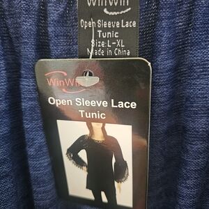 WinWin Navy Lace Sleeve Tunic